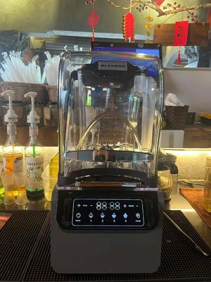 1800W Plastic Housing Ice Drinks Smoothie Blender For Restaurant 65db